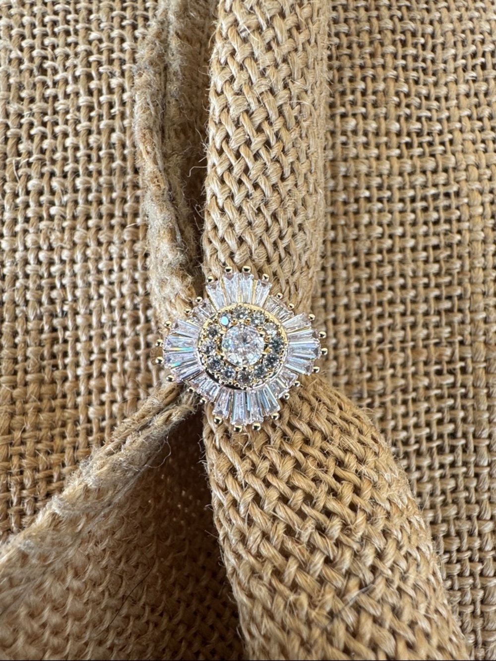 Gold Clear Crystal Sunburst Ring Cluster New Size 8